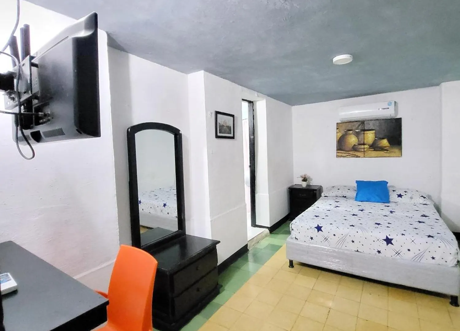 Hotel Colonial Santa Marta